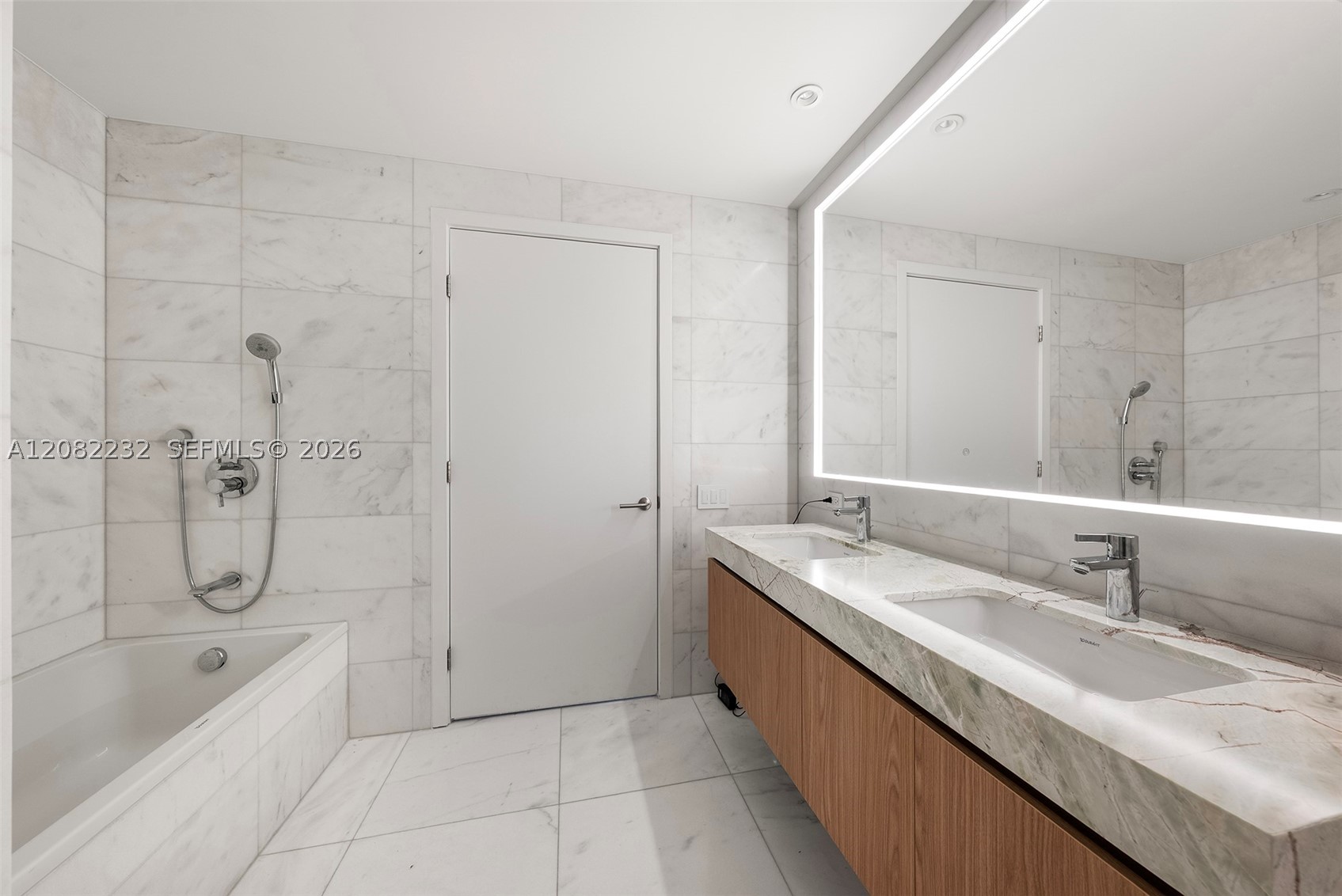 500 Alton Rd #2318, Miami Beach FL 33139