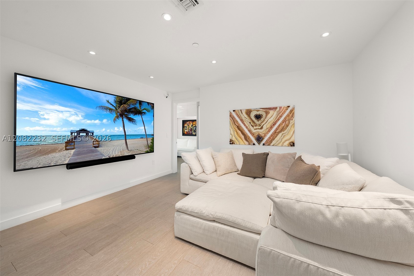 500 Alton Rd #2318, Miami Beach FL 33139