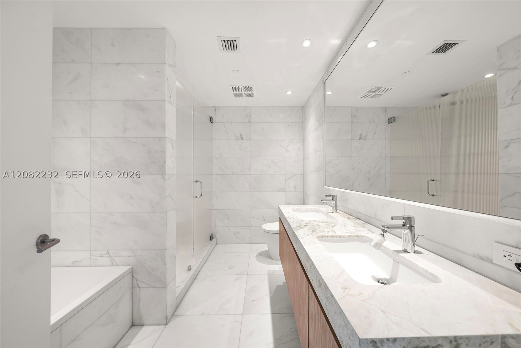 500 Alton Rd #2318, Miami Beach FL 33139