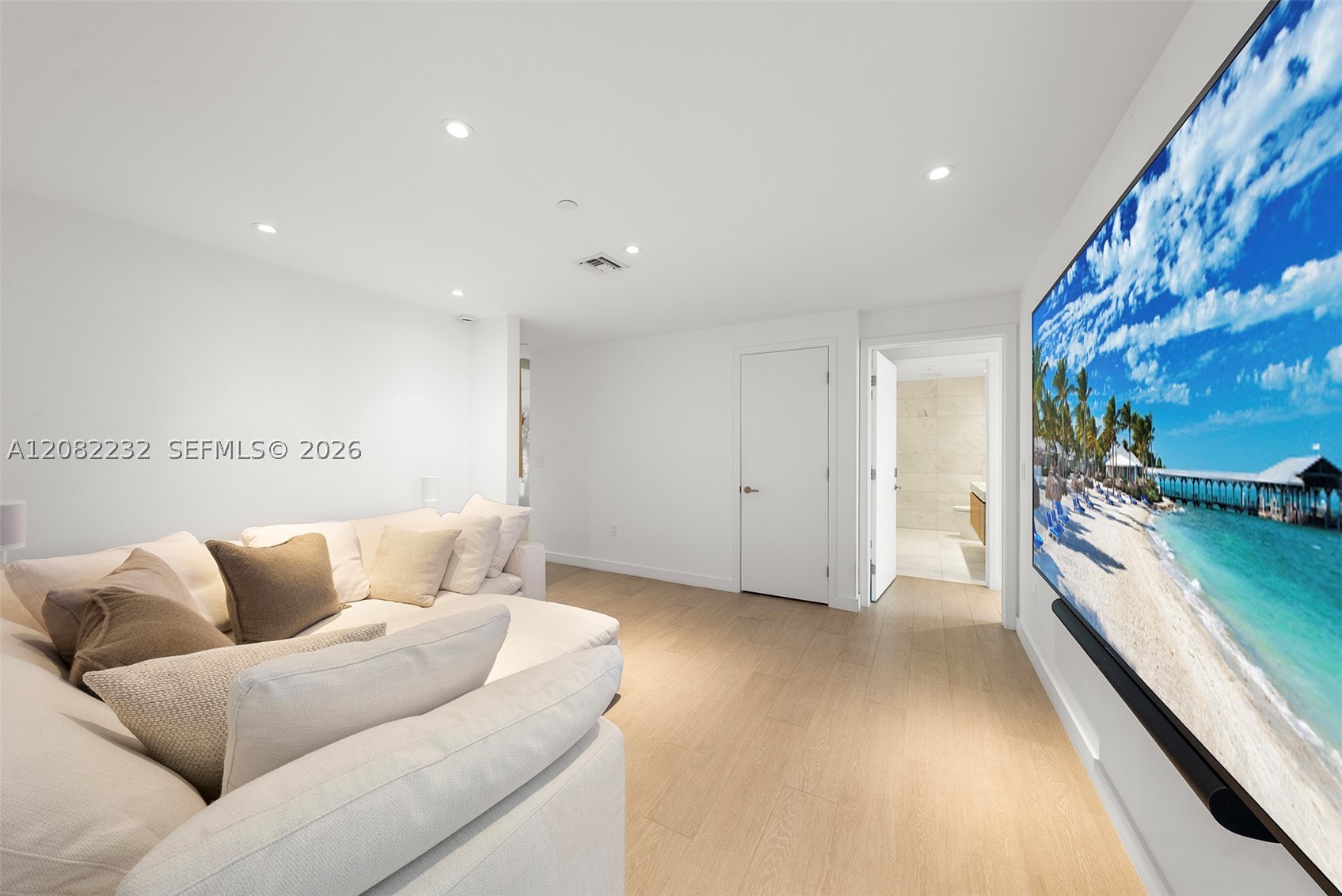 500 Alton Rd #2318, Miami Beach FL 33139