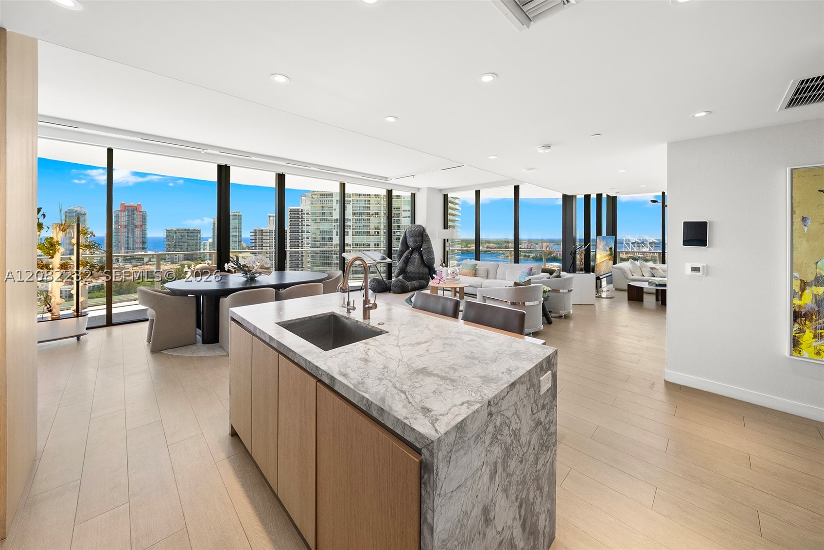 500 Alton Rd #2318, Miami Beach FL 33139
