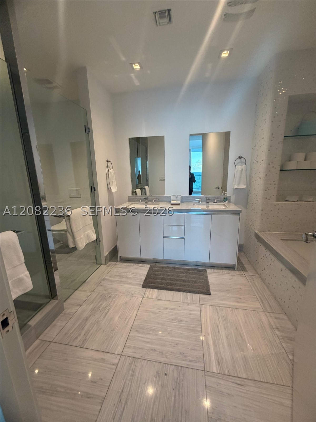 16901 Collins Ave #704, Sunny Isles Beach FL 33160