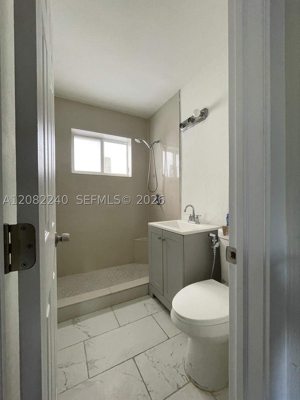 2142 NW 27th St #2142, Miami FL 33142