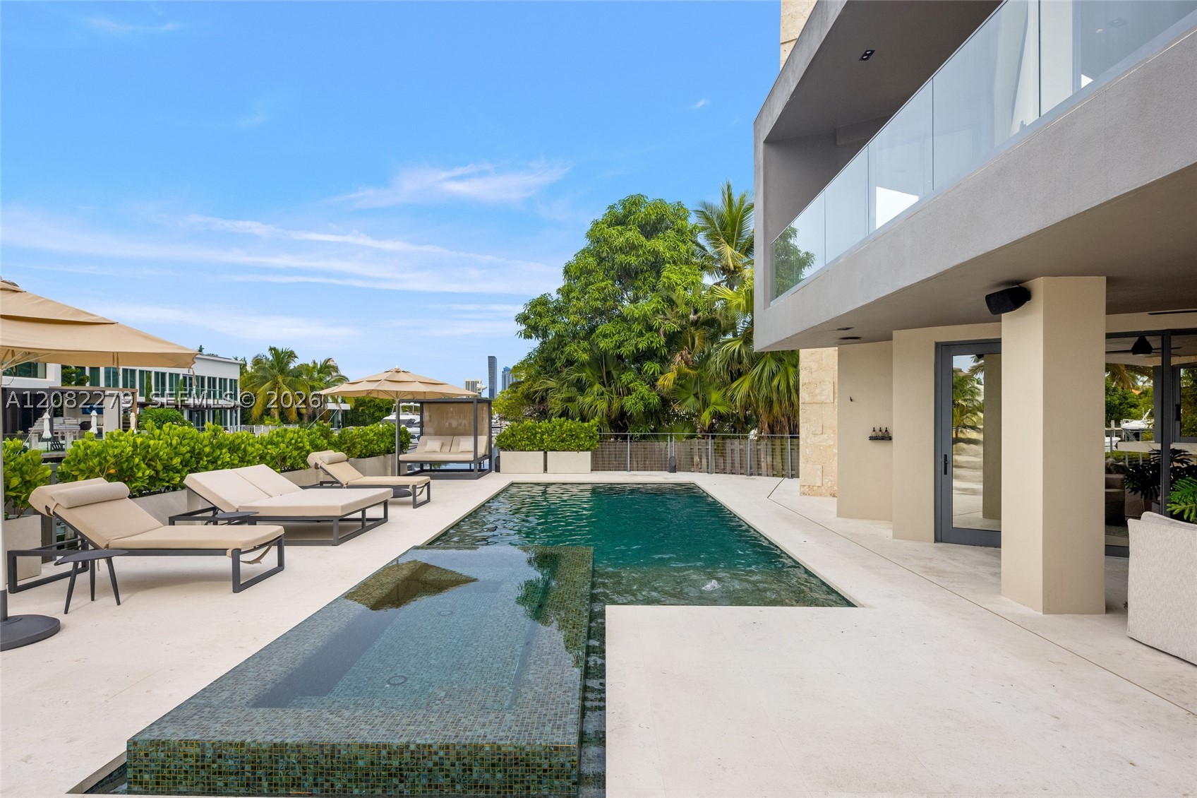 16495 NE 32nd Ave, North Miami Beach FL 33160