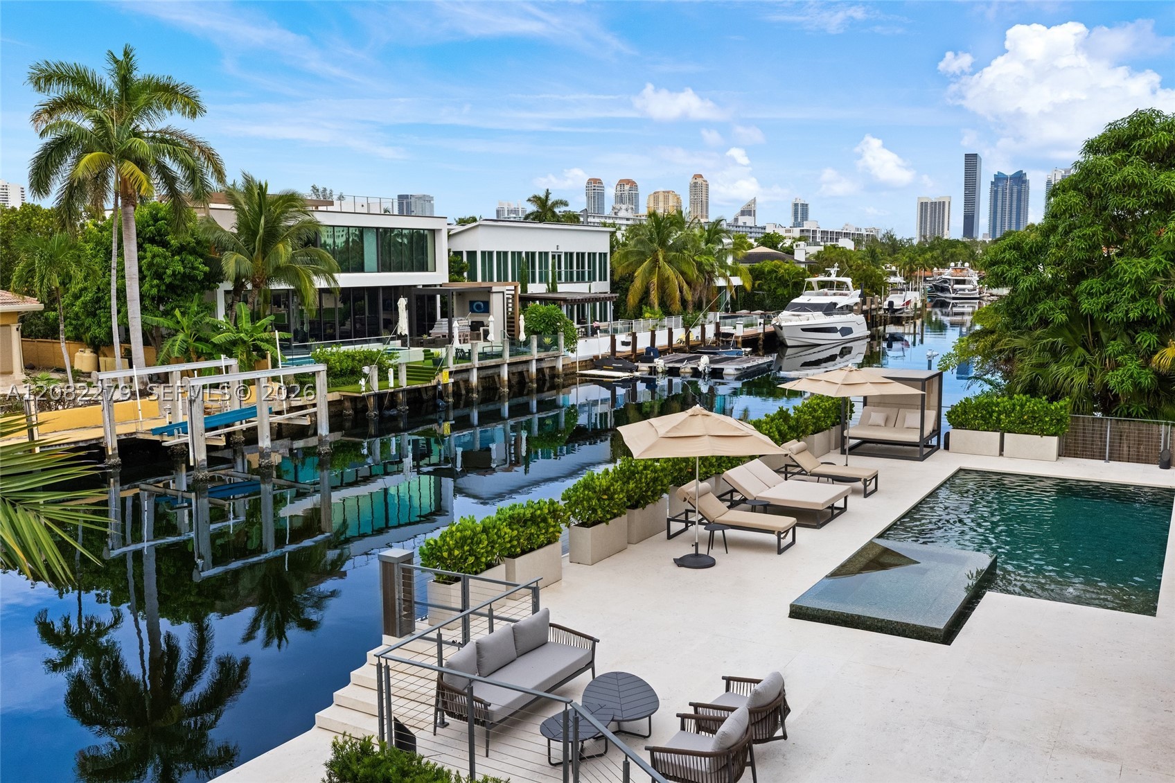 16495 NE 32nd Ave, North Miami Beach FL 33160