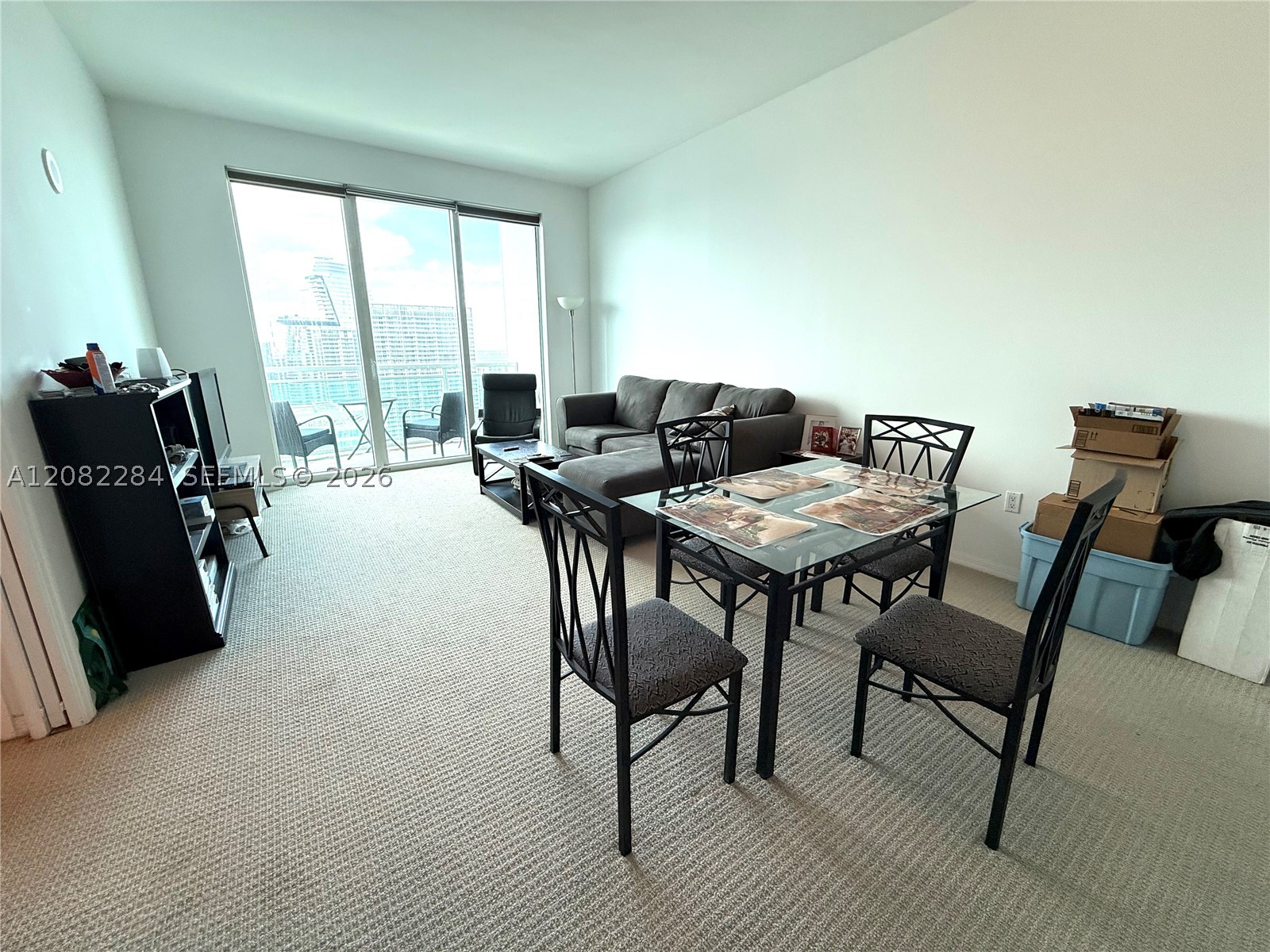 950 Brickell Bay Dr #5202, Miami FL 33131