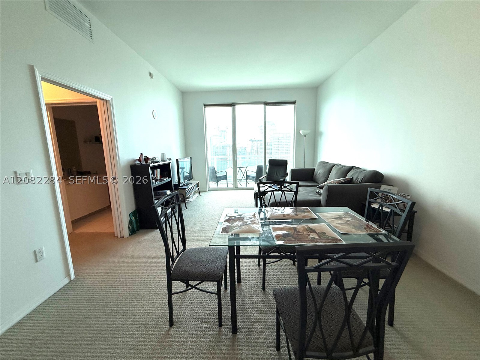 950 Brickell Bay Dr #5202, Miami FL 33131