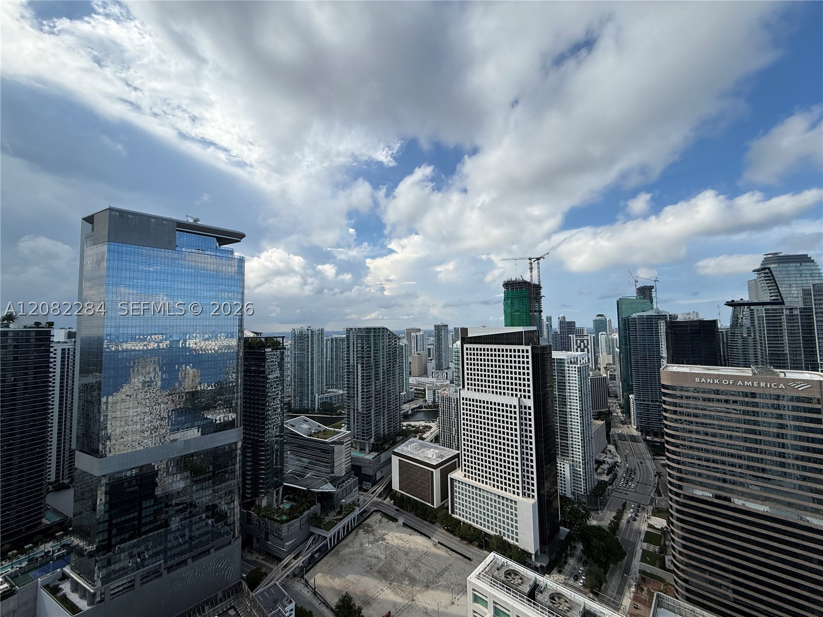 950 Brickell Bay Dr #5202, Miami FL 33131