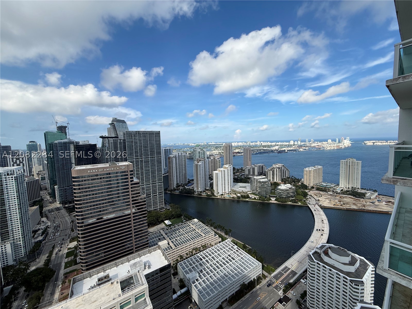 950 Brickell Bay Dr #5202, Miami FL 33131