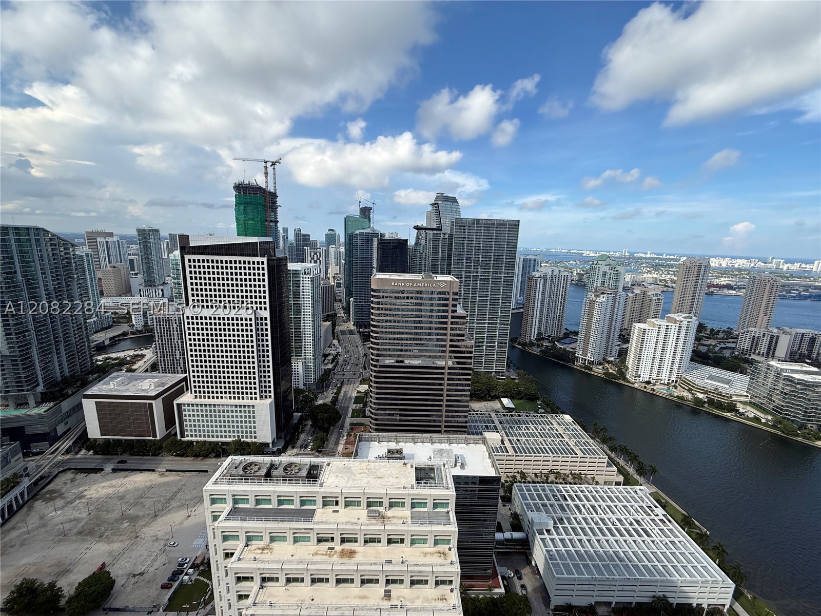 950 Brickell Bay Dr #5202, Miami FL 33131