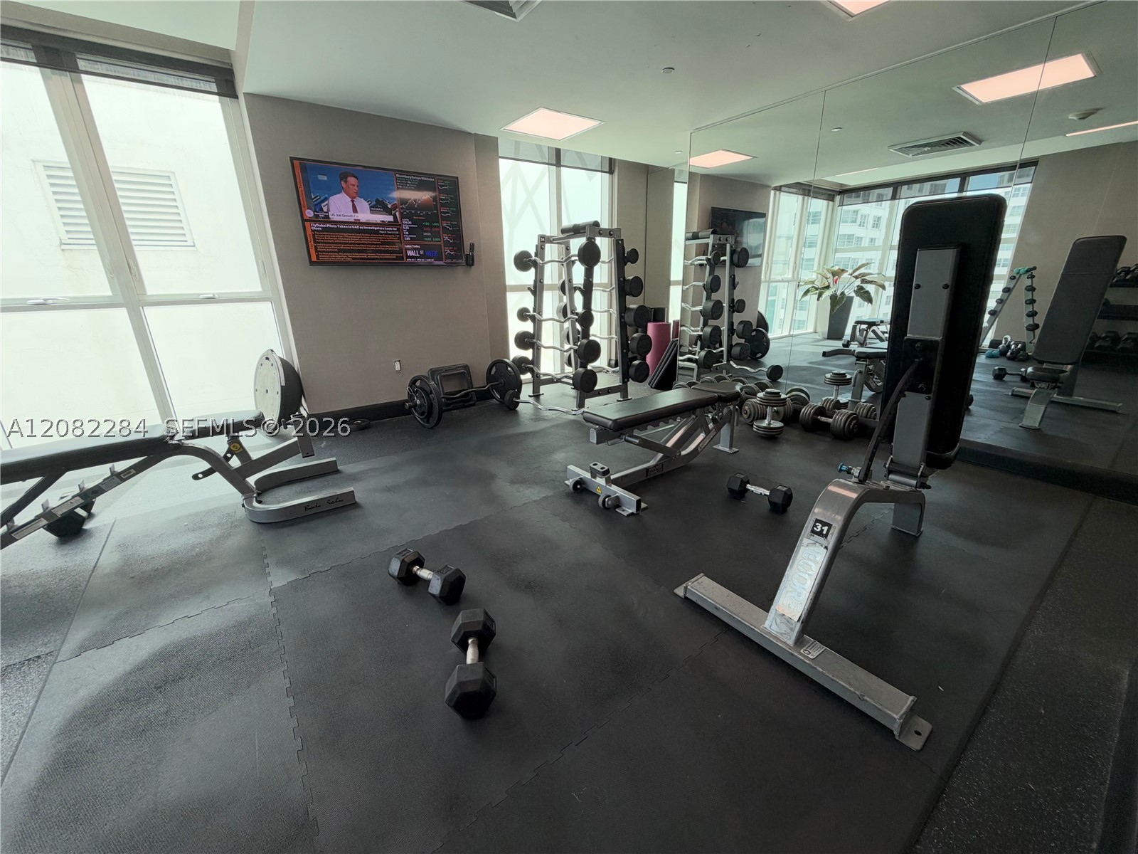 950 Brickell Bay Dr #5202, Miami FL 33131