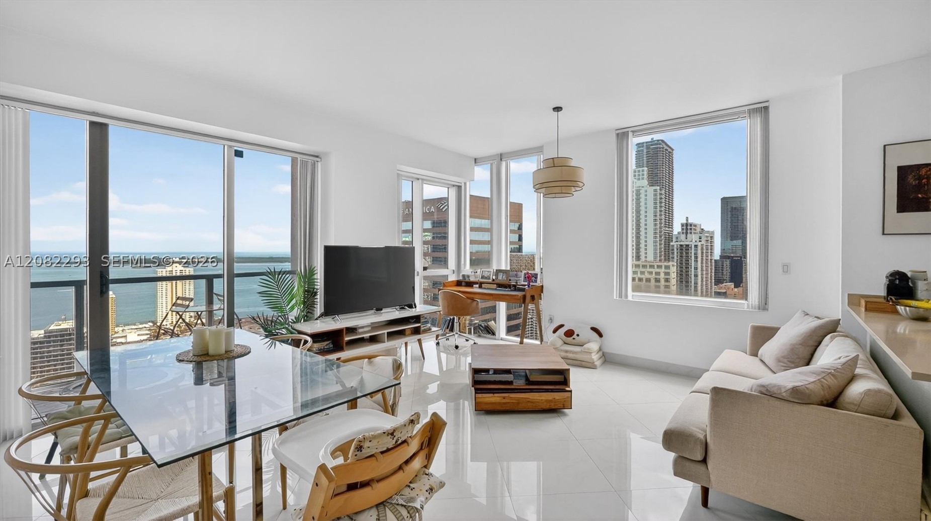 500 Brickell Ave #4102, Miami FL 33131