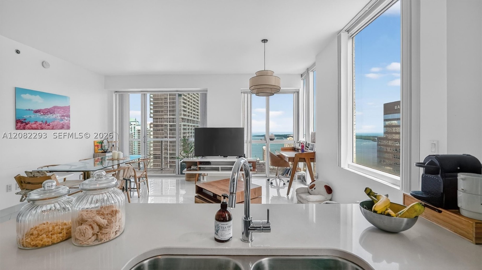 500 Brickell Ave #4102, Miami FL 33131