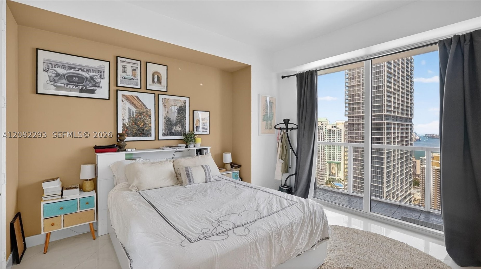 500 Brickell Ave #4102, Miami FL 33131