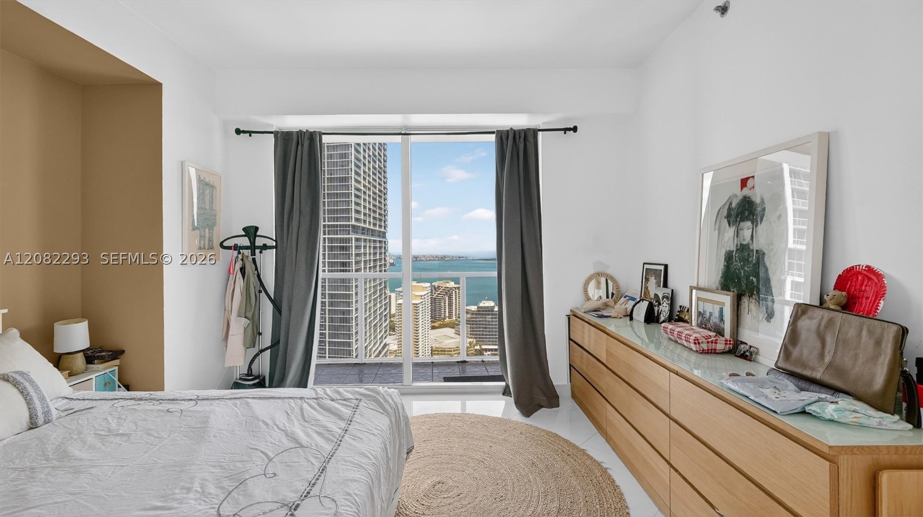 500 Brickell Ave #4102, Miami FL 33131