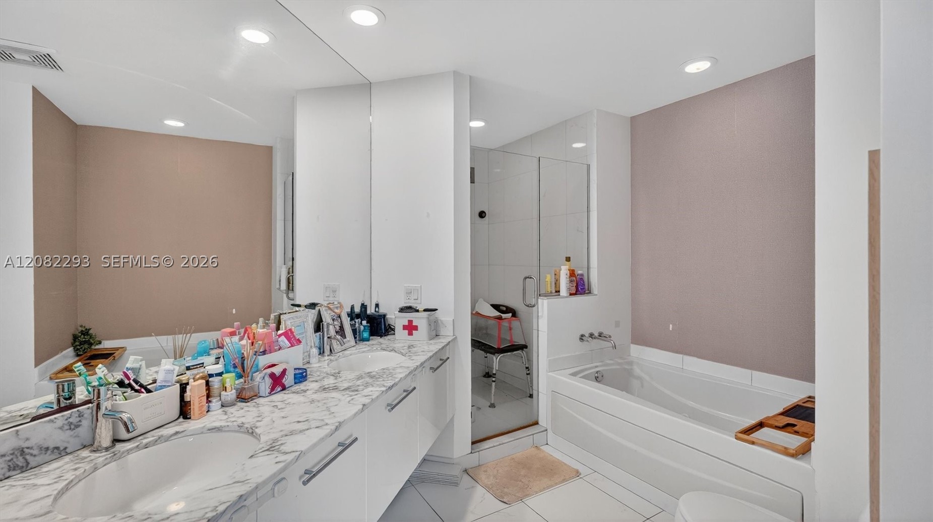 500 Brickell Ave #4102, Miami FL 33131