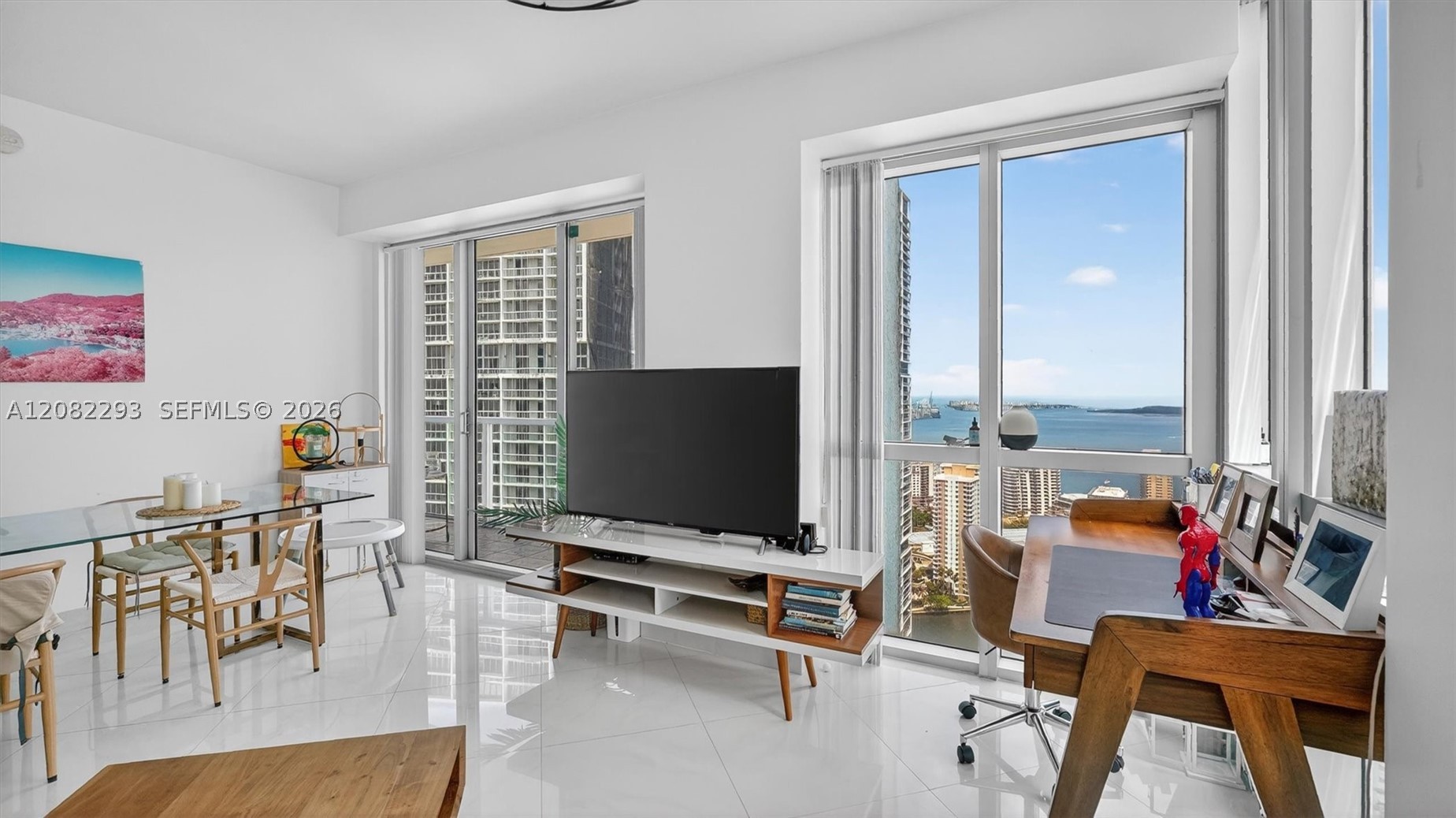 500 Brickell Ave #4102, Miami FL 33131