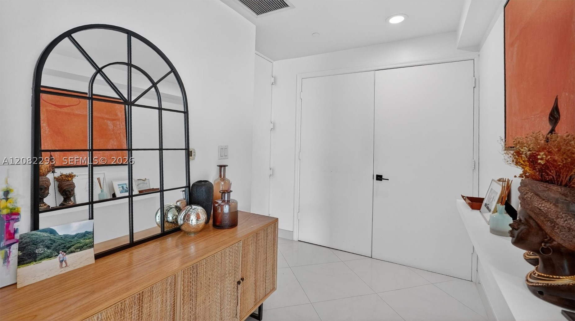 500 Brickell Ave #4102, Miami FL 33131