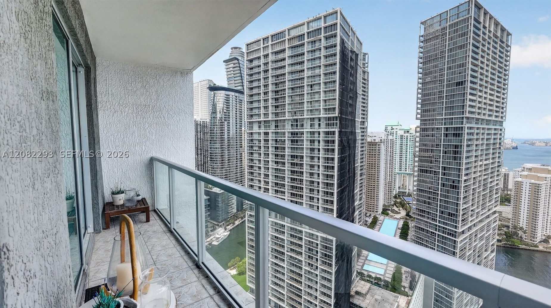 500 Brickell Ave #4102, Miami FL 33131