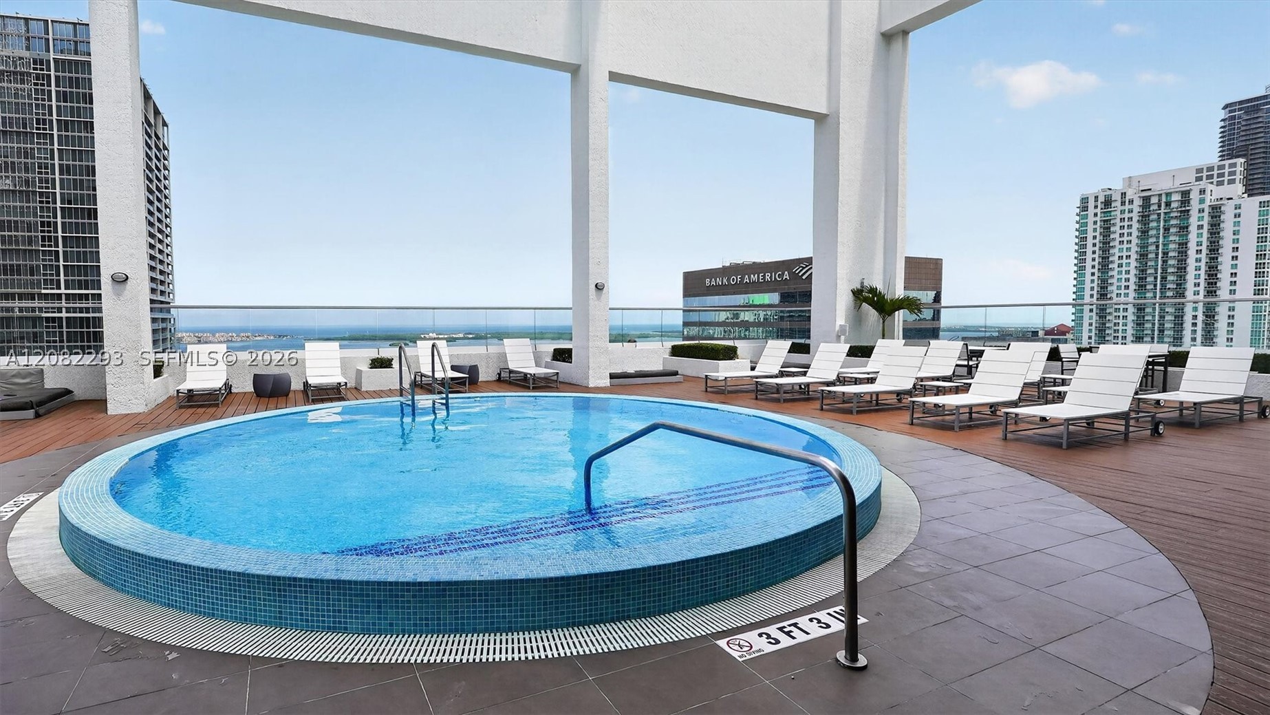500 Brickell Ave #4102, Miami FL 33131