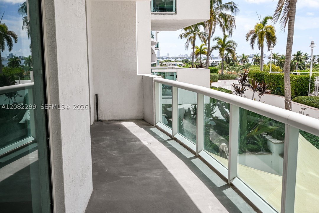 7900 Harbor Island Dr #606, North Bay Village FL 33141