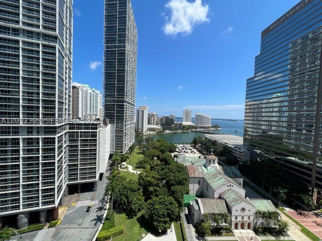 500 Brickell Ave #2100, Miami FL 33131