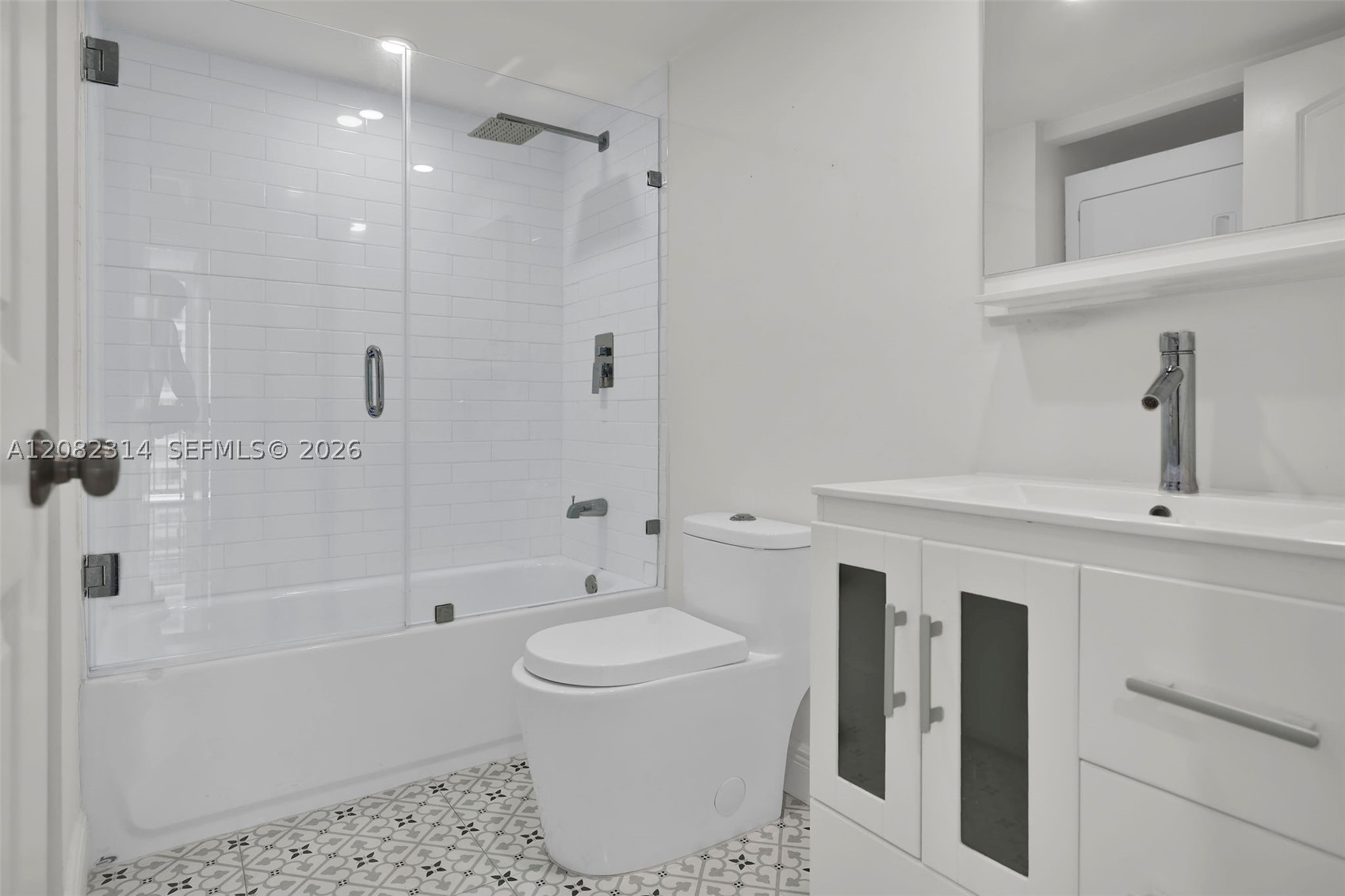 520 Brickell Key Dr #A1007, Miami FL 33131