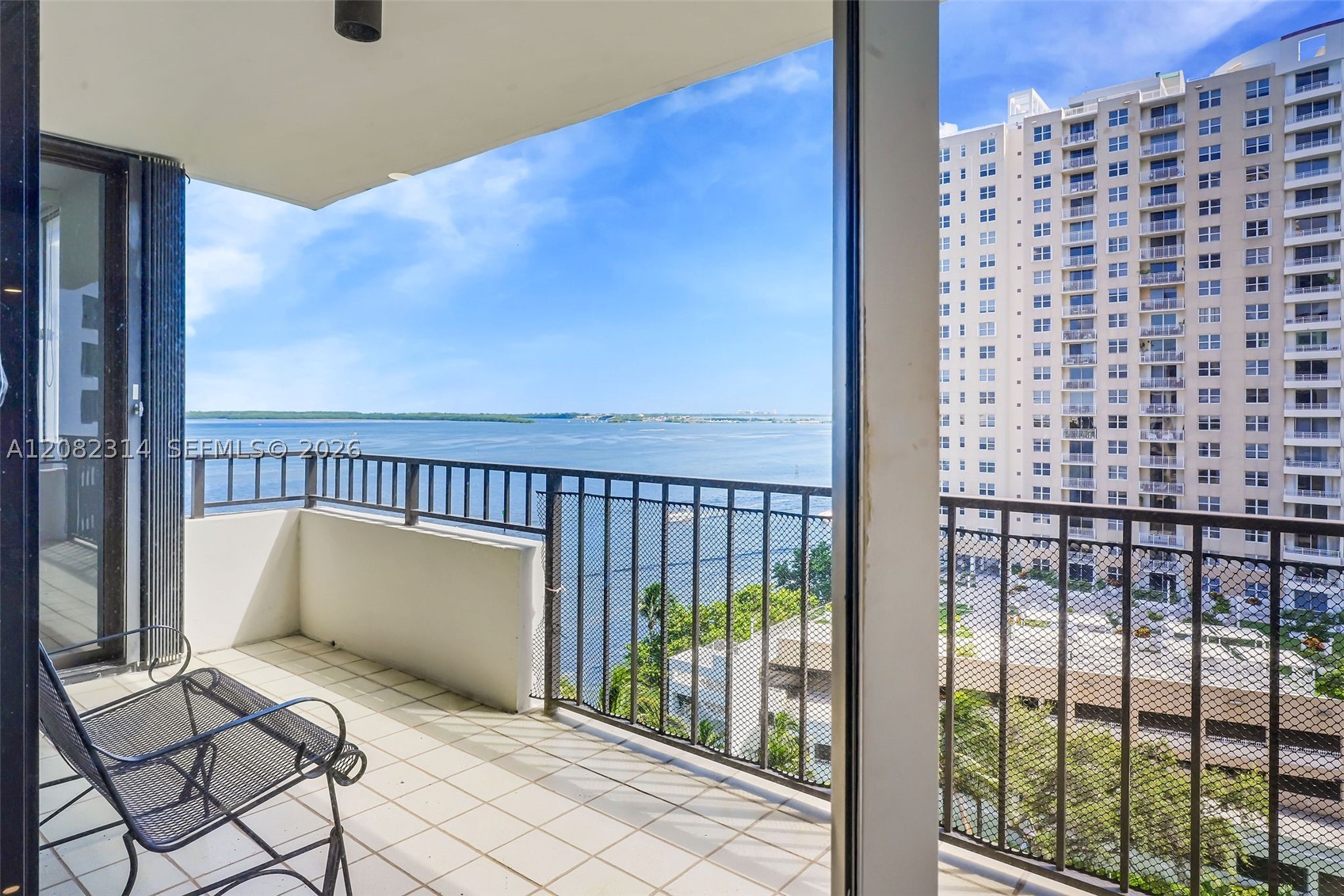 520 Brickell Key Dr #A1007, Miami FL 33131
