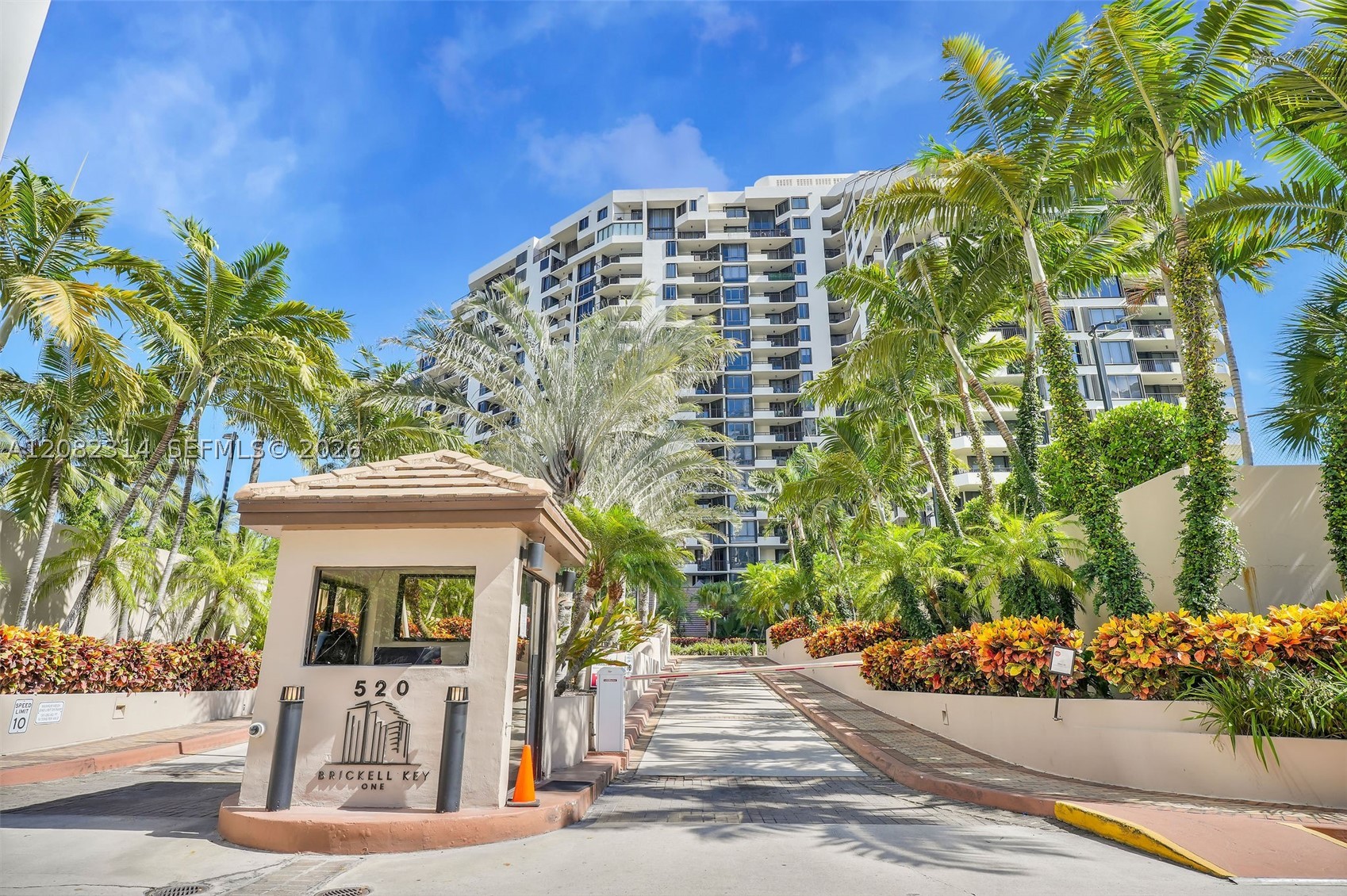520 Brickell Key Dr #A1007, Miami FL 33131