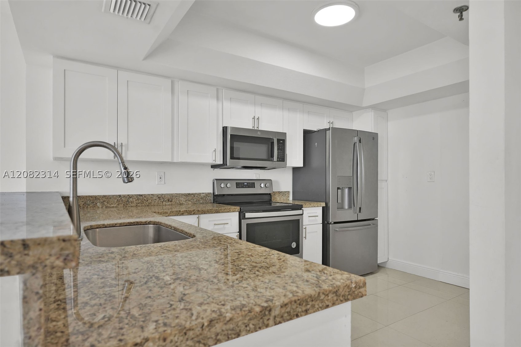 520 Brickell Key Dr #A1007, Miami FL 33131