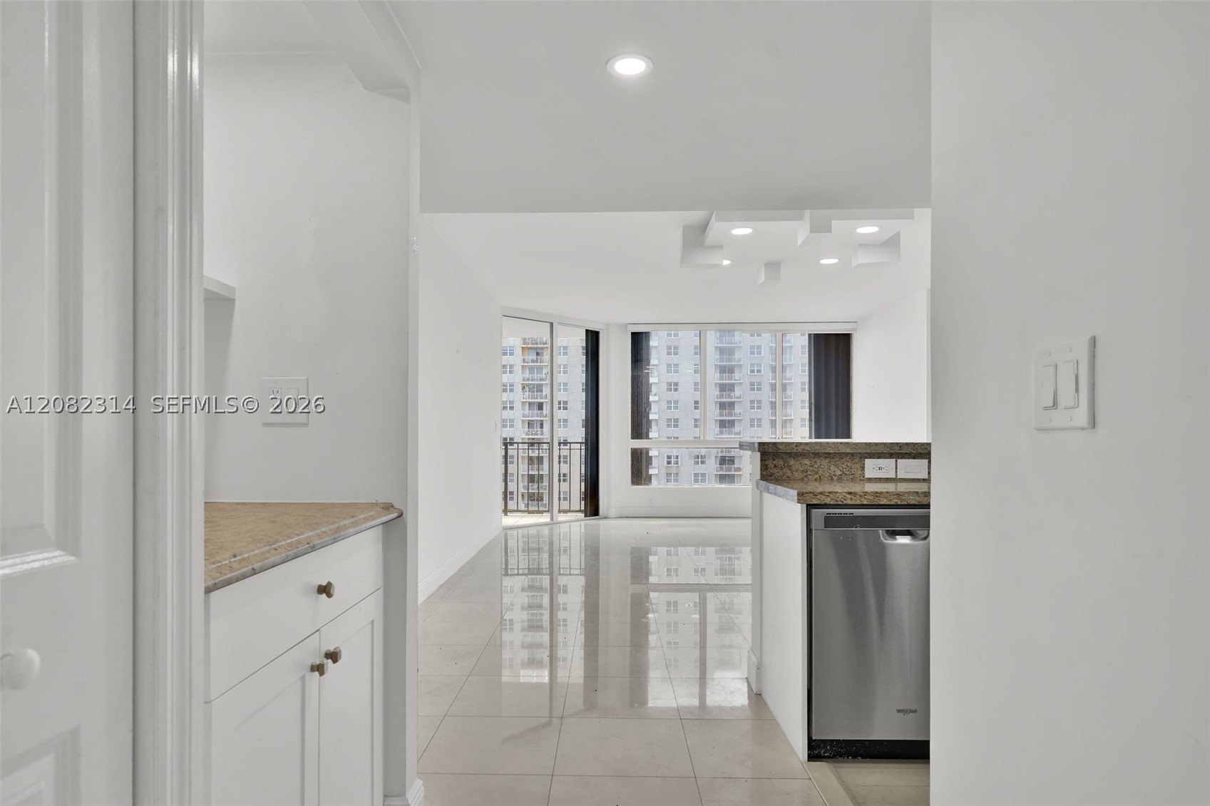 520 Brickell Key Dr #A1007, Miami FL 33131