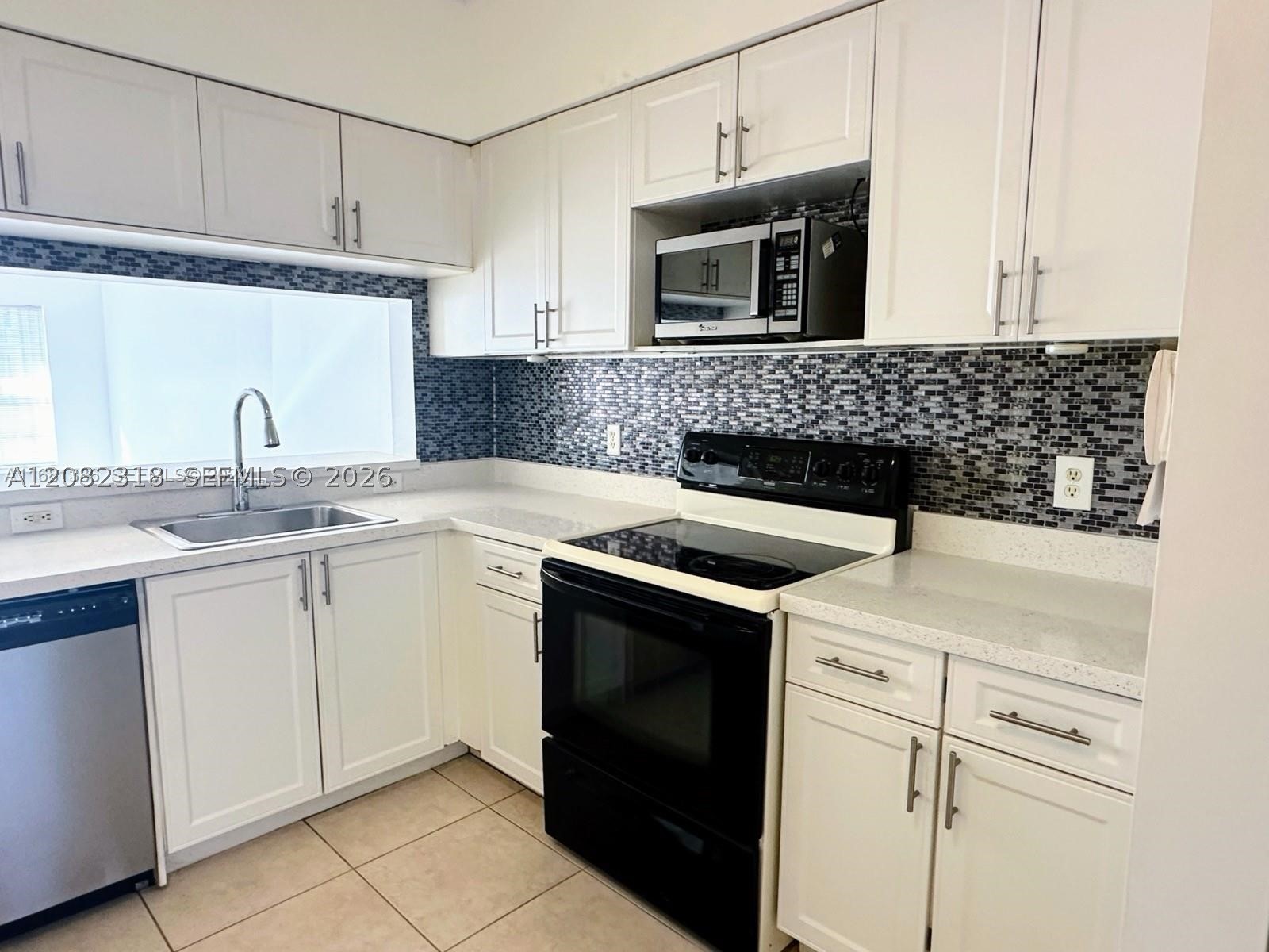 16705 Hemingway Dr #16705, Weston FL 33326