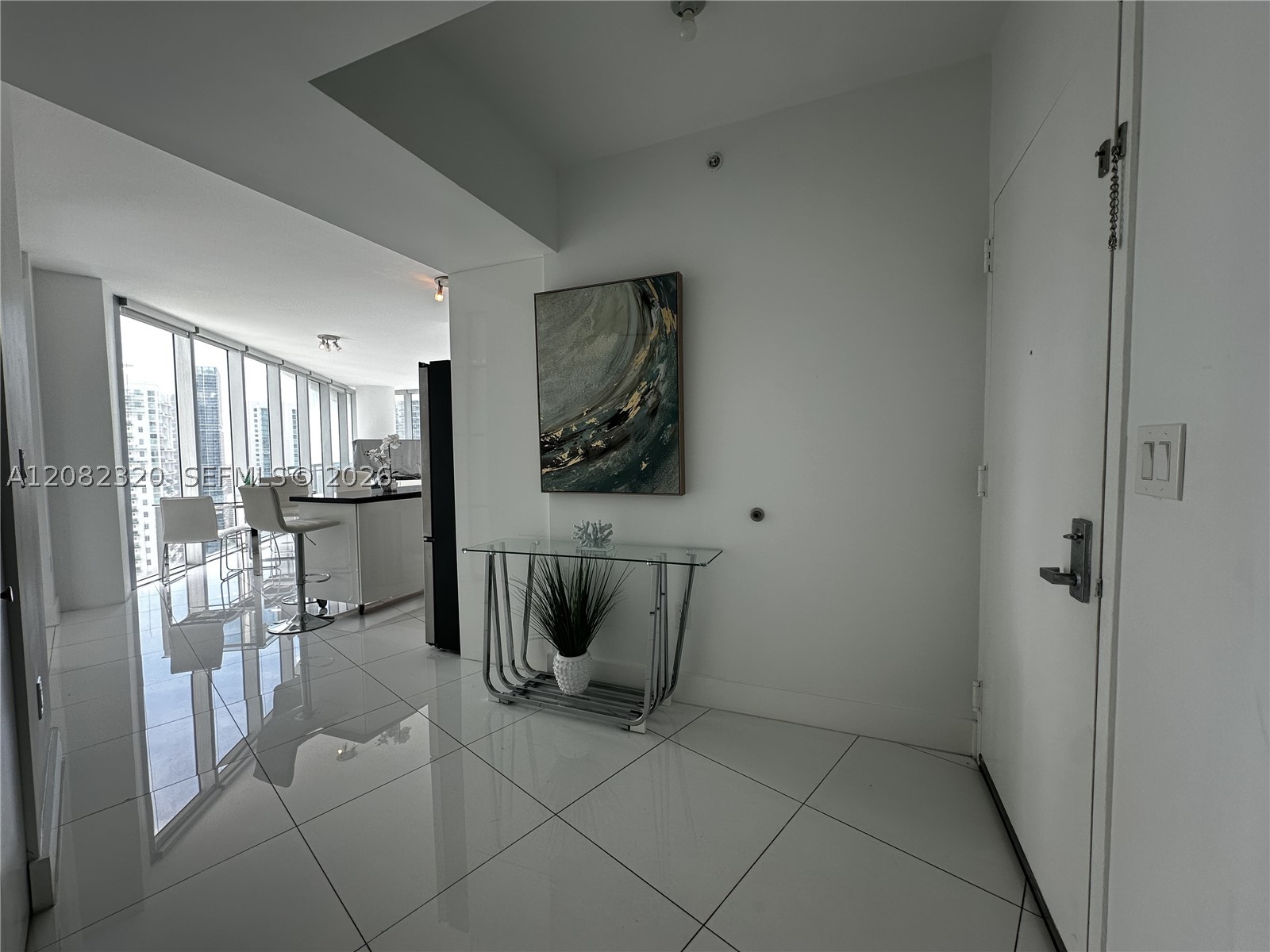 92 SW 3rd St #3501, Miami FL 33130