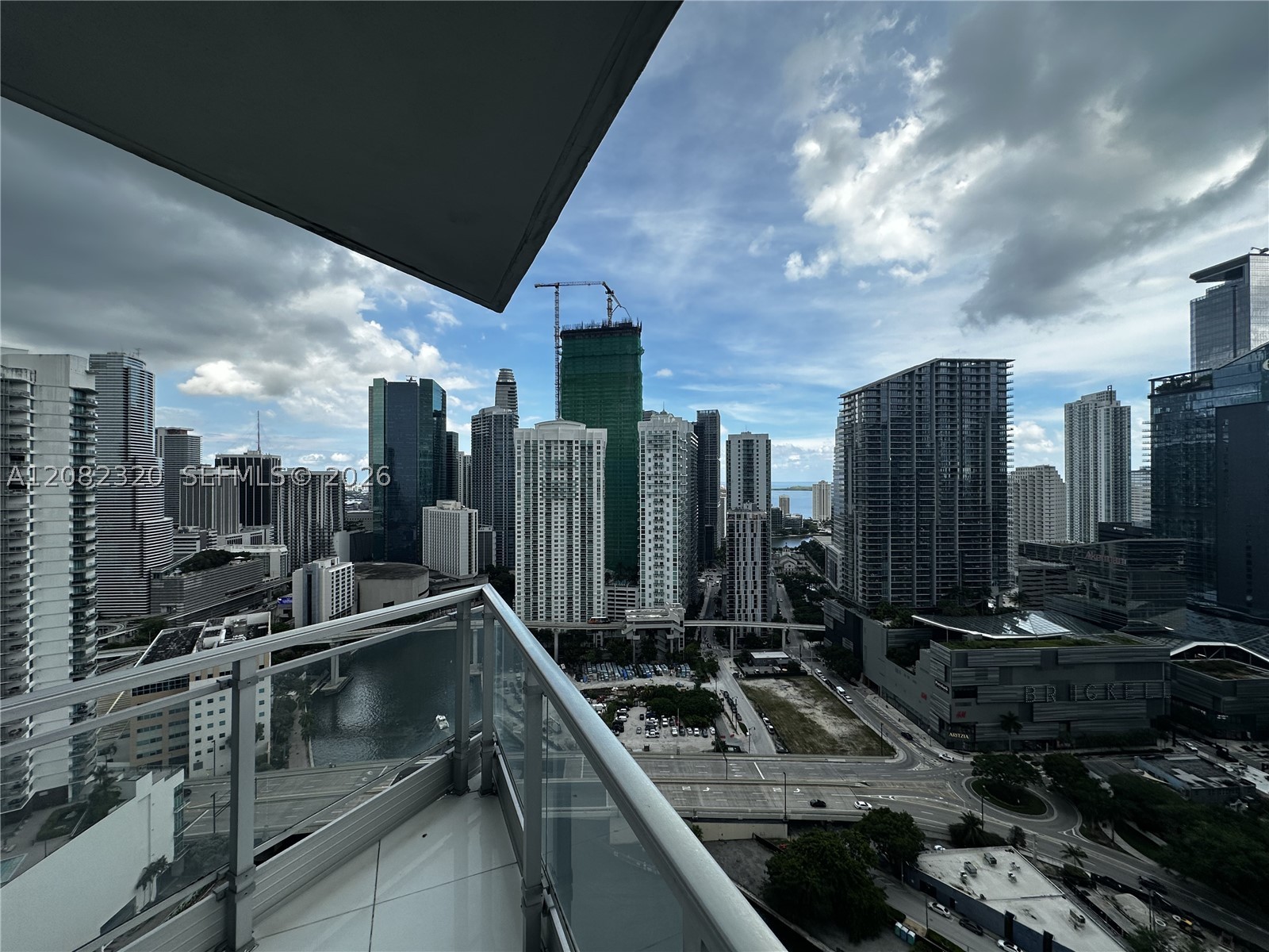 92 SW 3rd St #3501, Miami FL 33130