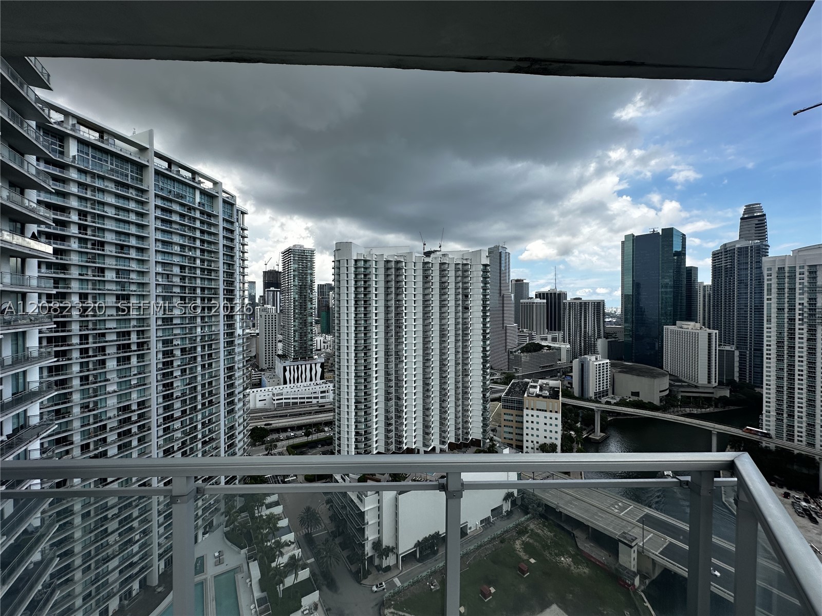 92 SW 3rd St #3501, Miami FL 33130