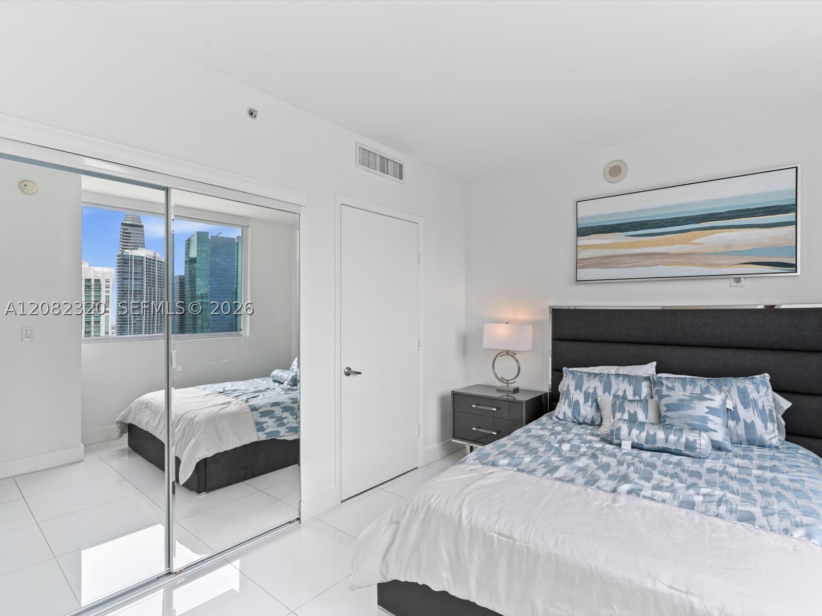 92 SW 3rd St #3501, Miami FL 33130