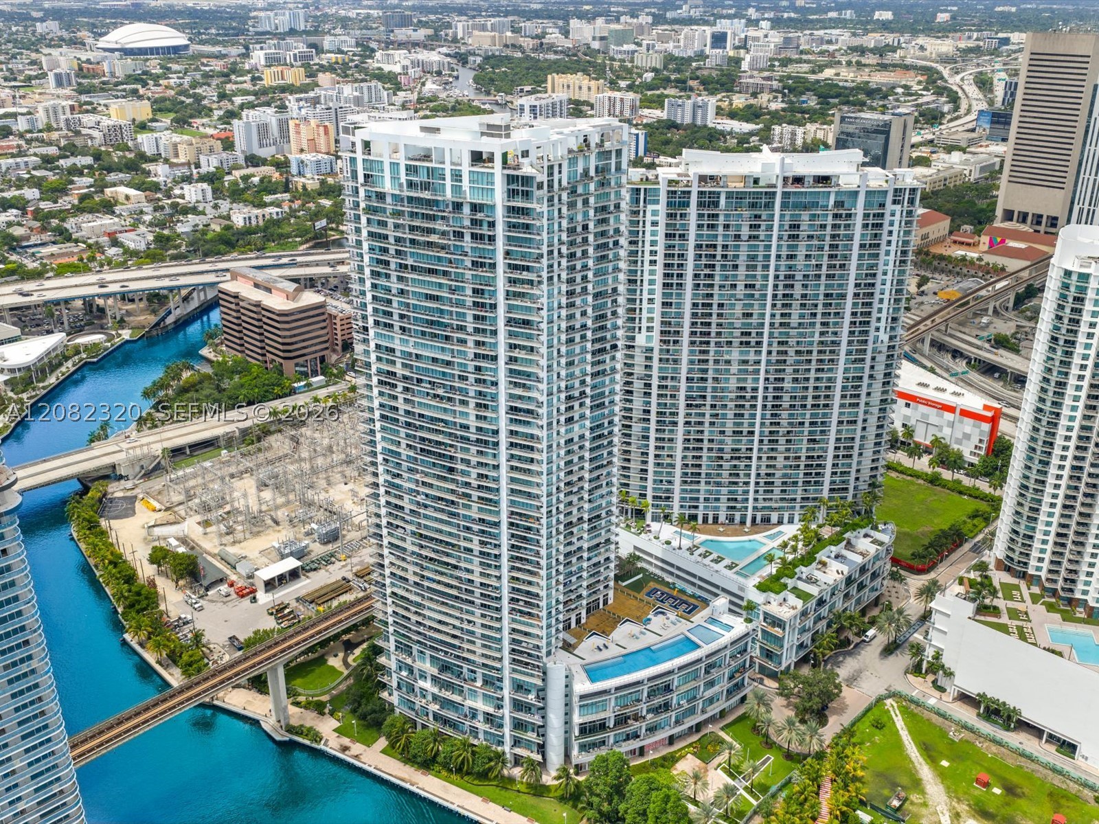 92 SW 3rd St #3501, Miami FL 33130