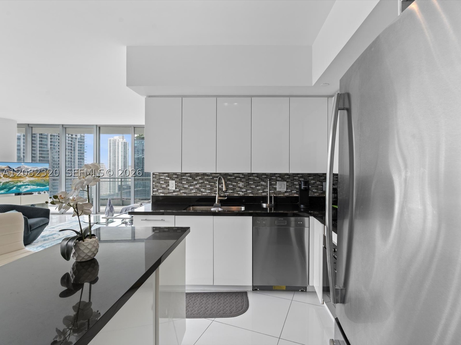 92 SW 3rd St #3501, Miami FL 33130