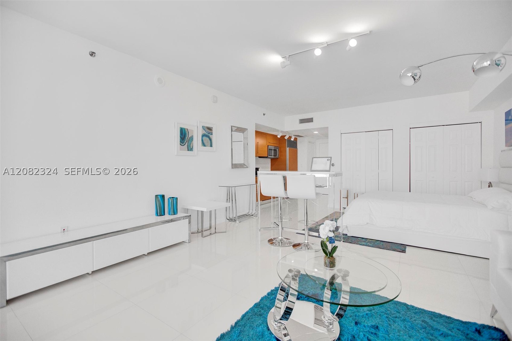 475 Brickell Ave #5010, Miami FL 33131