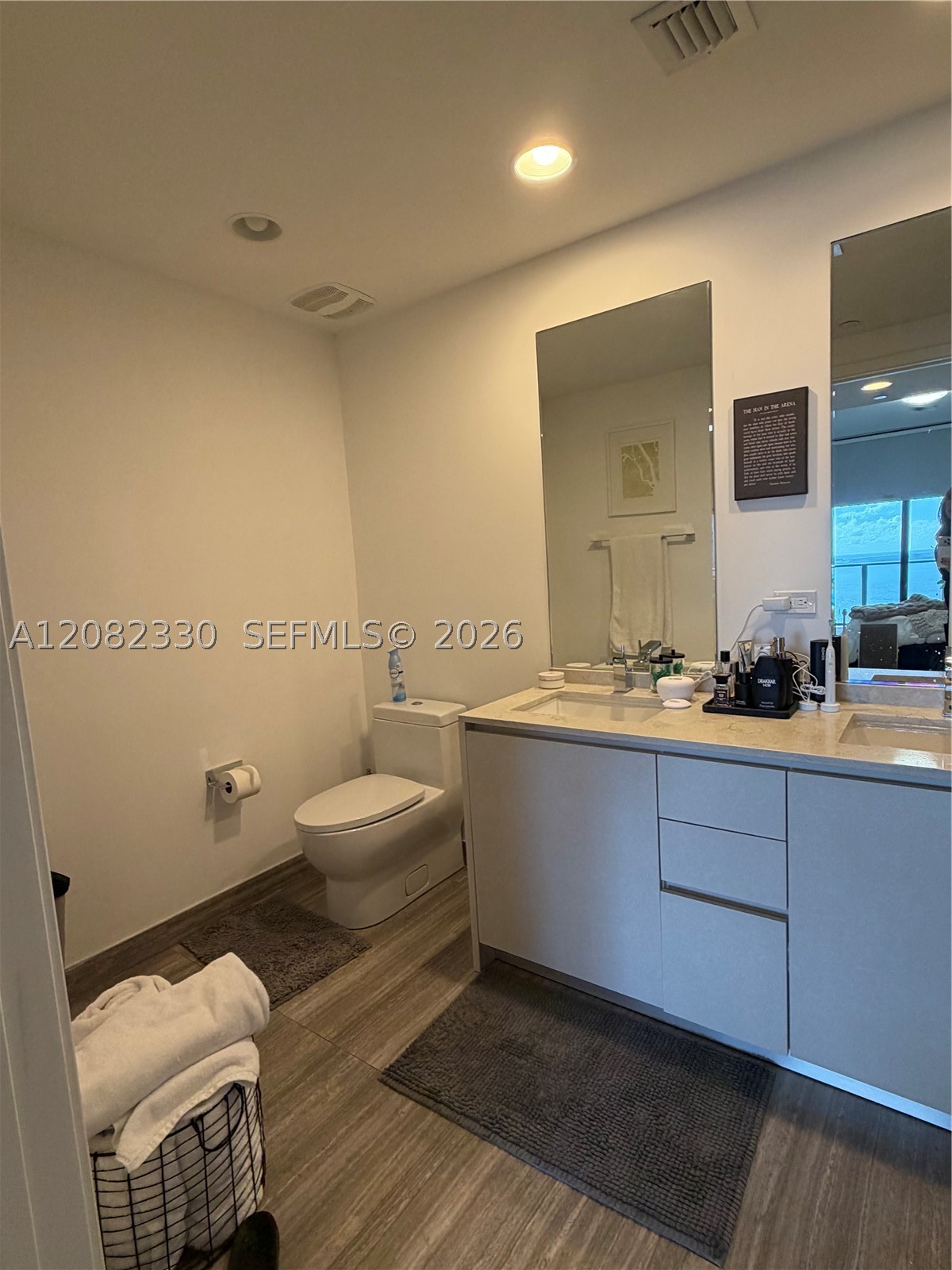 1010 Brickell Ave #2302, Miami FL 33131