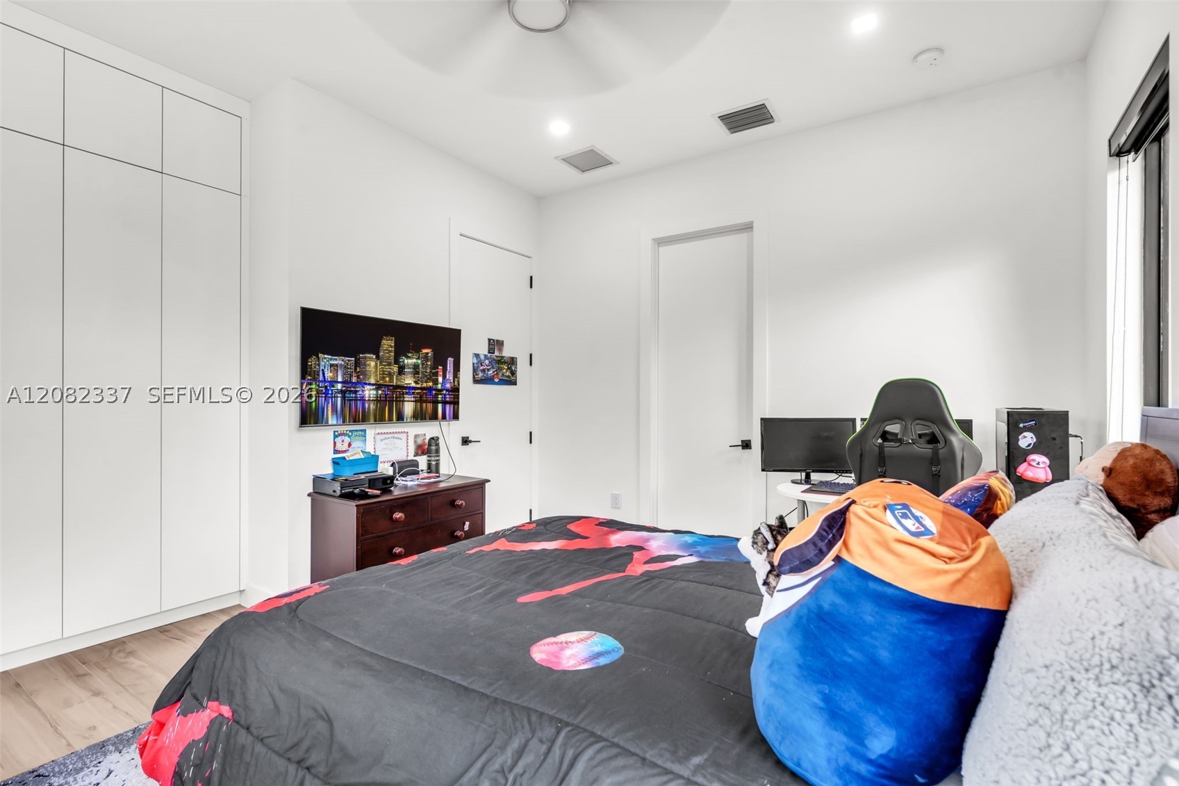 5759 SW 42nd St, Miami FL 33155