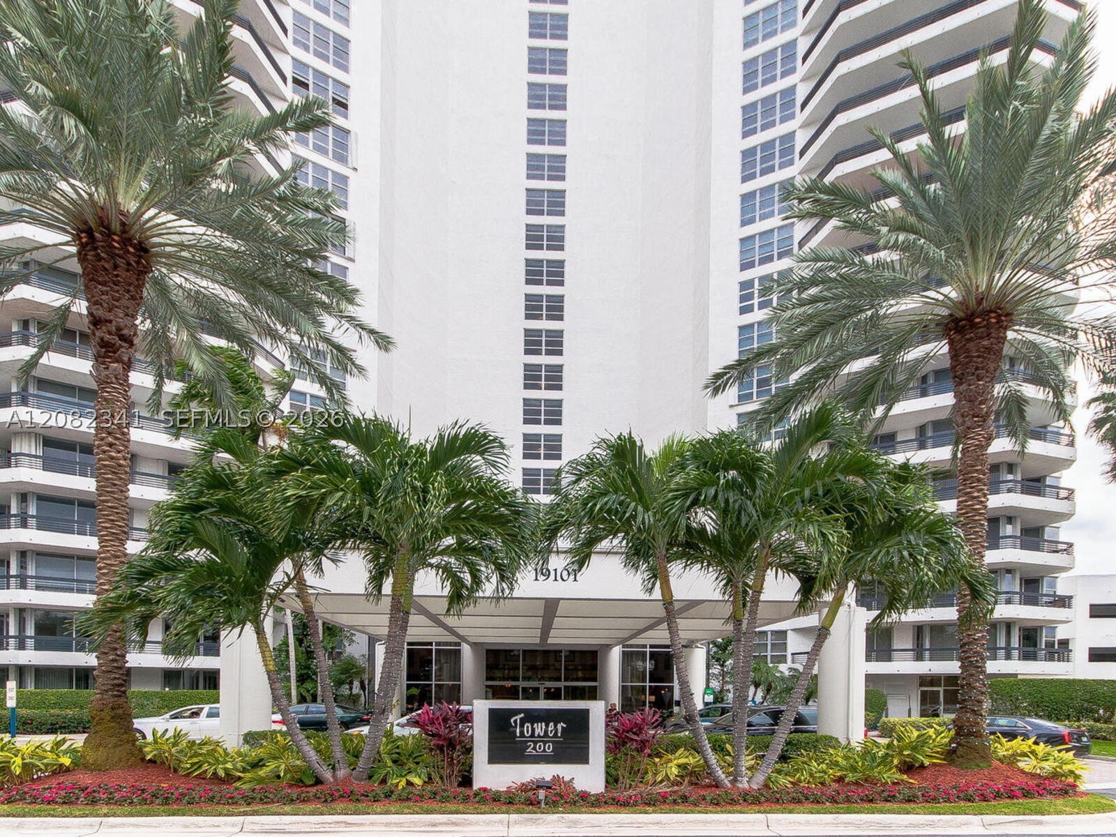19101 NE 36th Ct #1704, Aventura FL 33180