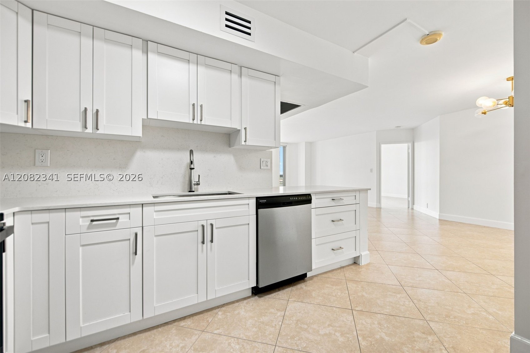 19101 NE 36th Ct #1704, Aventura FL 33180
