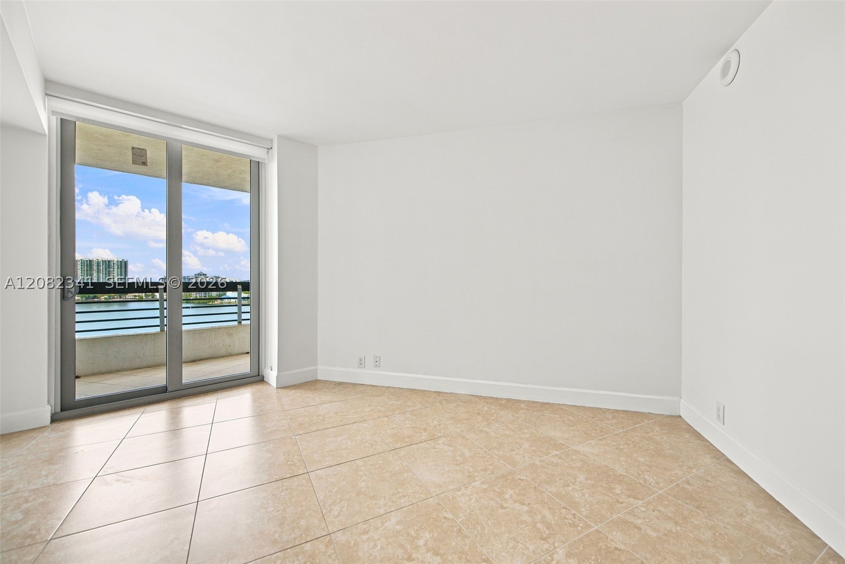 19101 NE 36th Ct #1704, Aventura FL 33180