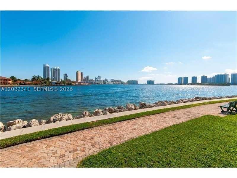 19101 NE 36th Ct #1704, Aventura FL 33180