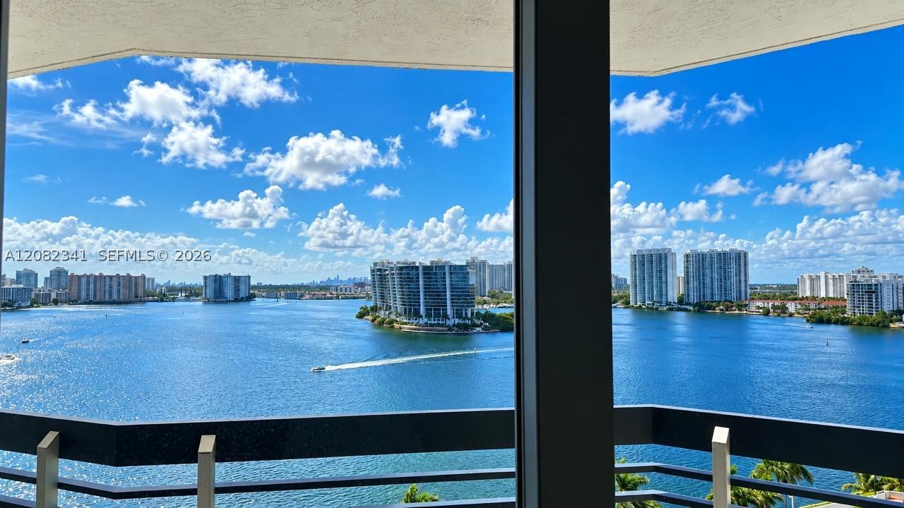 19101 NE 36th Ct #1704, Aventura FL 33180