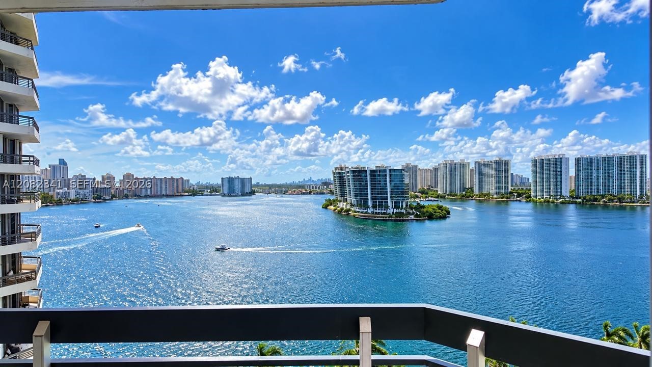 19101 NE 36th Ct #1704, Aventura FL 33180