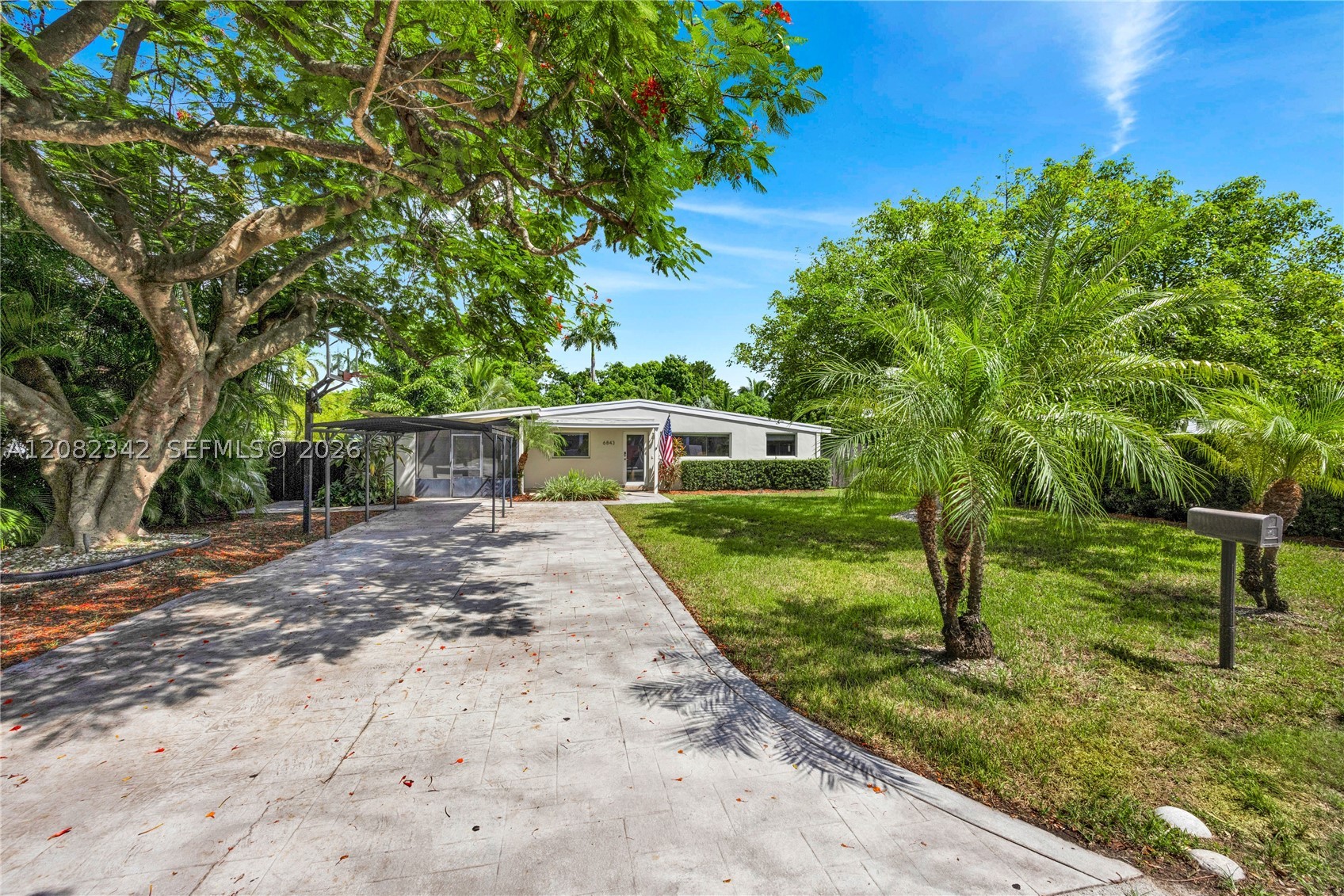 6843 SW 53rd St, Miami FL 33155