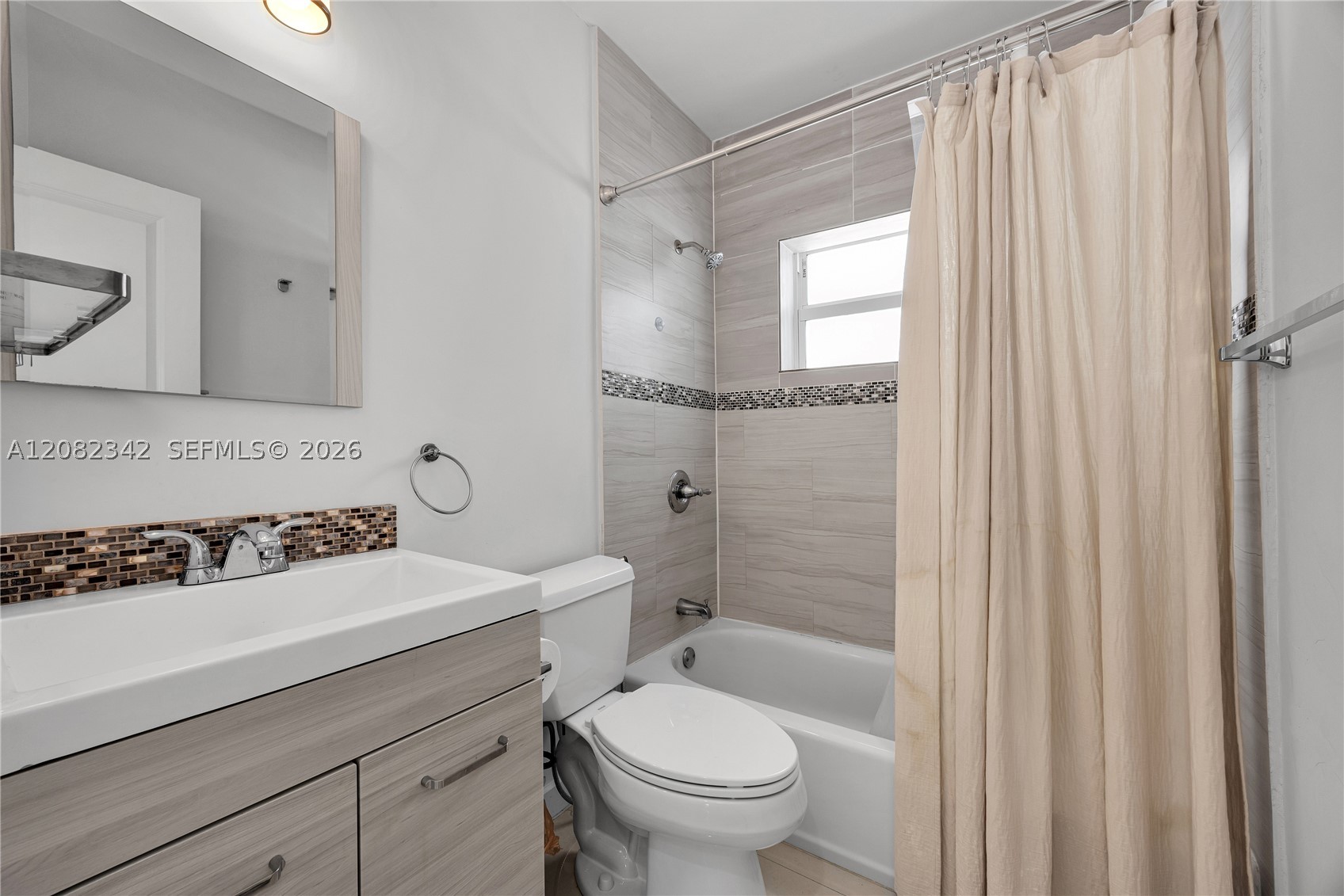 6843 SW 53rd St, Miami FL 33155