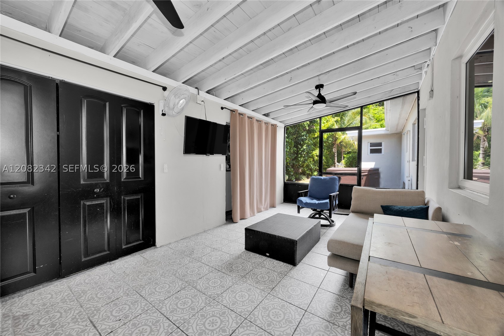 6843 SW 53rd St, Miami FL 33155
